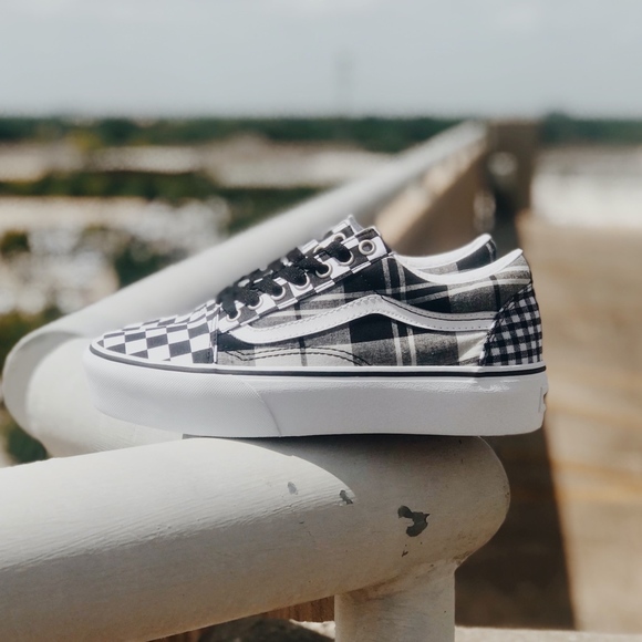 vans plaid platform